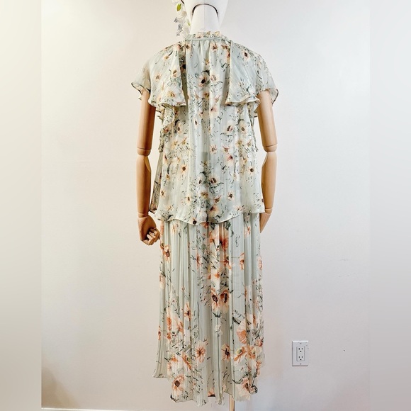 Set of Floral Top and Pleated Skirt by H&M - Picture 6 of 10